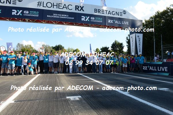 http://v2.adecom-photo.com/images//1.RALLYCROSS/2021/RALLYCROSS_LOHEACRX _2021/AMBIANCE_DIVERS/40E_4324.JPG